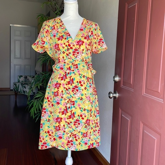 J Crew Dress Women’s 0 Yellow Red Blue Floral Wrap with Tie Bright Spring Summer - Picture 1 of 10